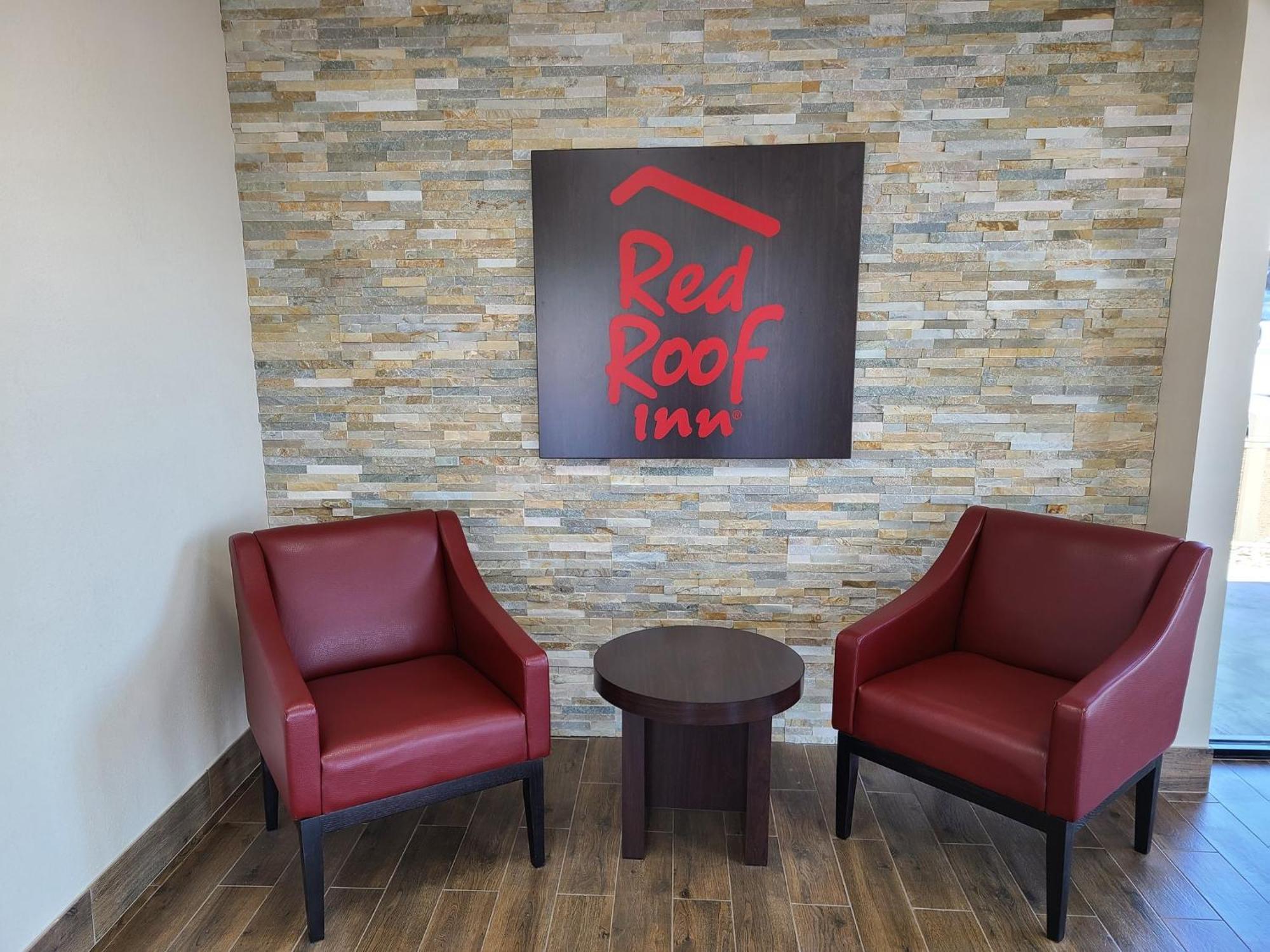 Red Roof Inn Стонтон Экстерьер фото
